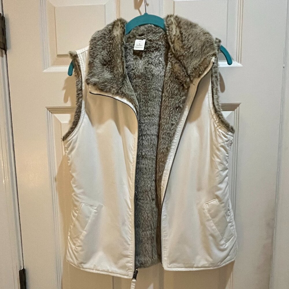 Gap Vest Womens Small Ivory Reversible Faux Fur Woven Sleeveless Full Zip
